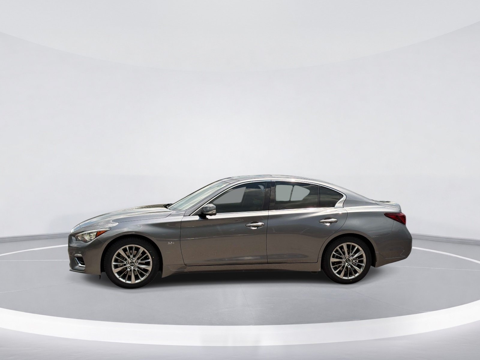 INFINITI Q50 3.0t LUXE