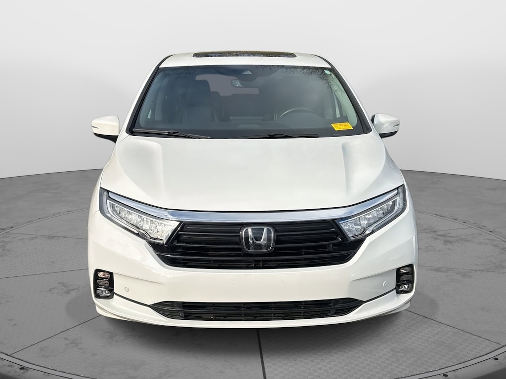 Certified 2022 Honda Odyssey Touring Minivan