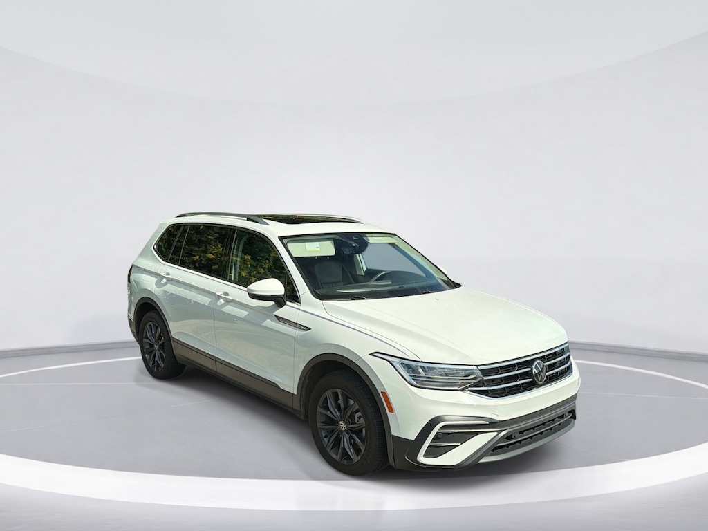 Used 2022 Volkswagen Tiguan SE SUV
