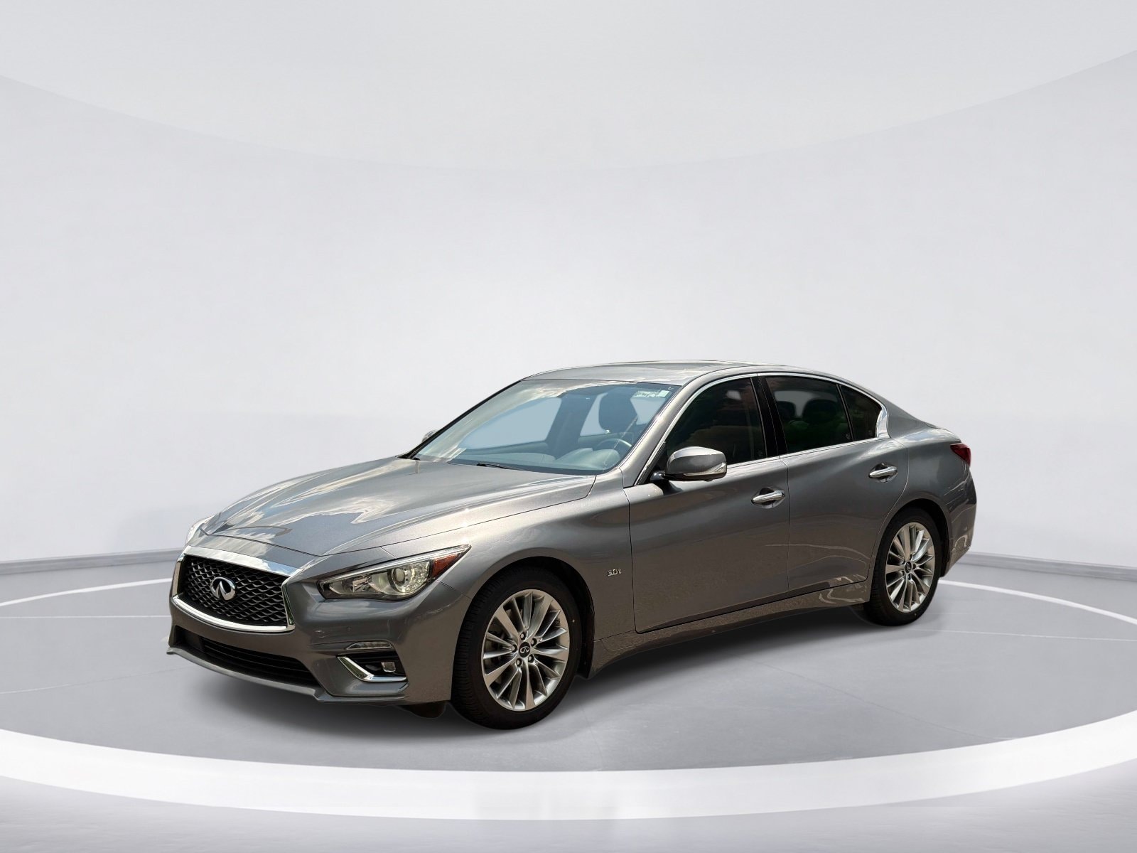 INFINITI Q50 3.0t LUXE