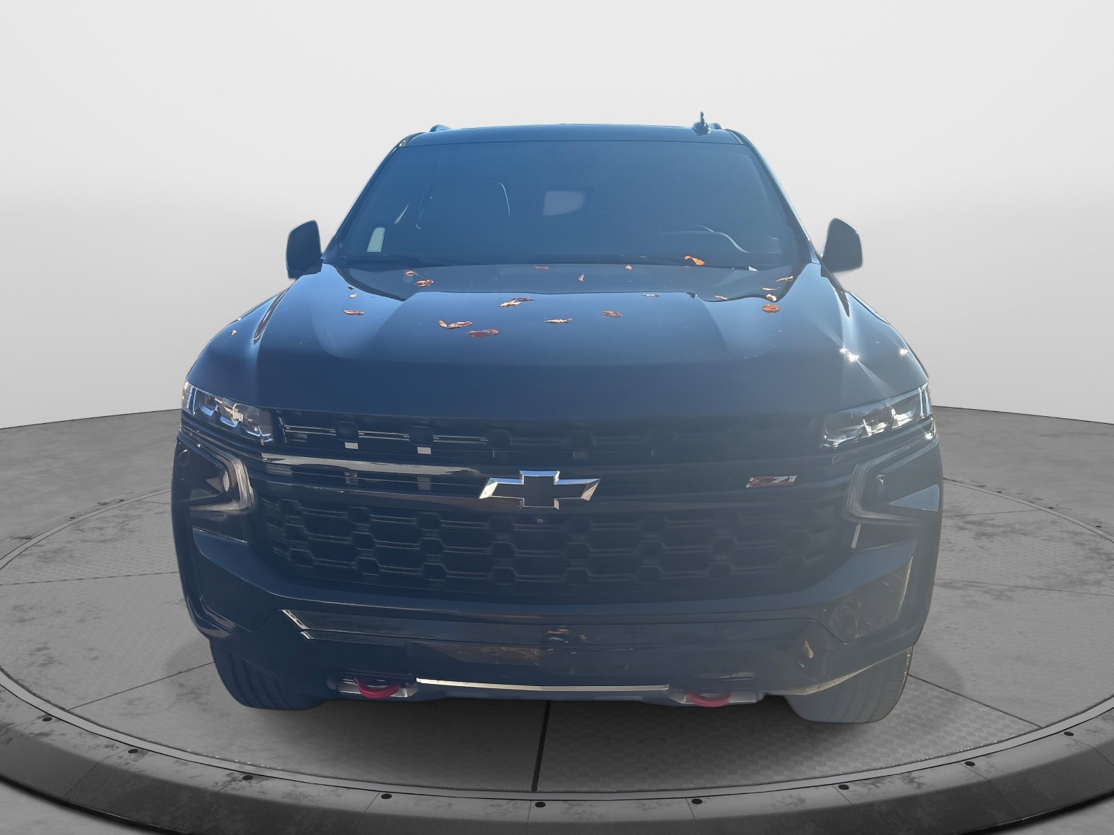 2023 Chevrolet Suburban Z71 photo 3