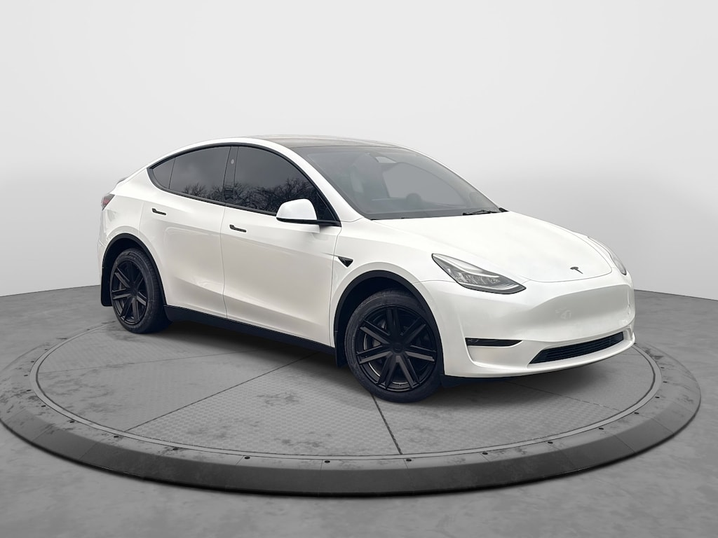 Used 2023 Tesla Model Y Long Range SUV