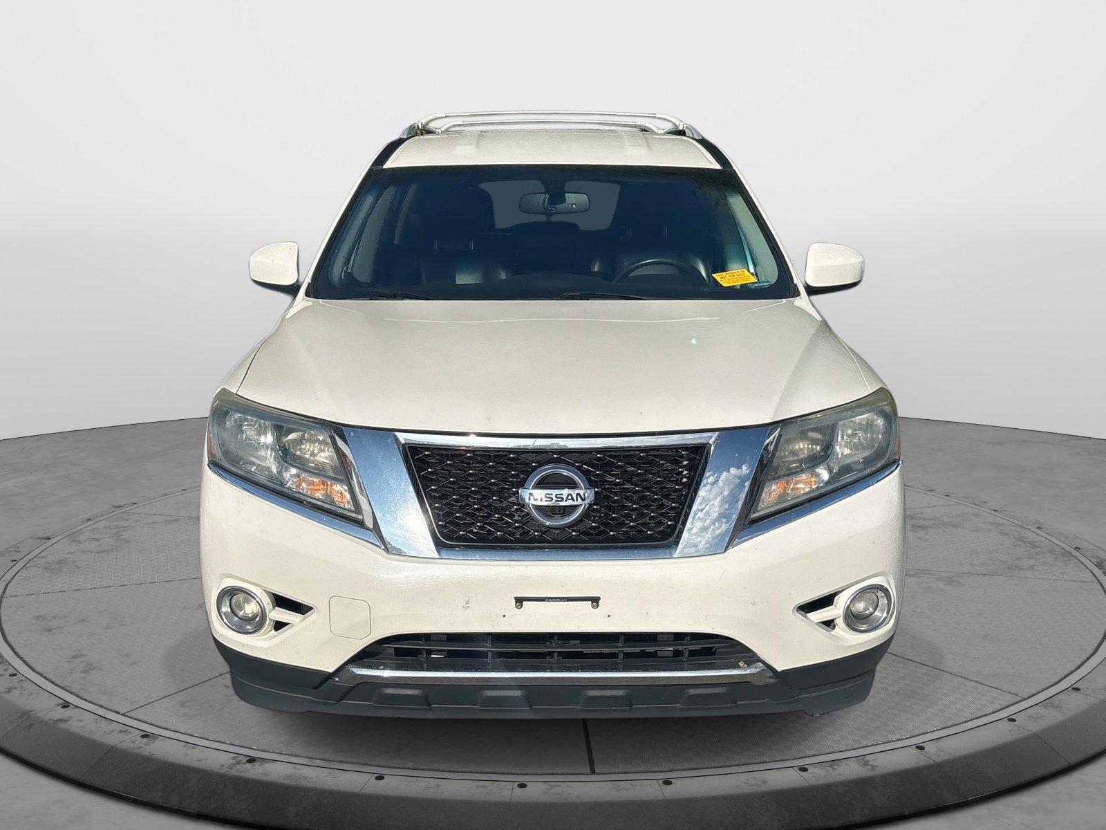 2016 Nissan Pathfinder SL photo 3