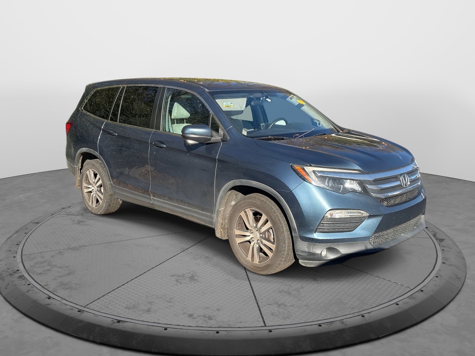 2016 Honda Pilot EX photo 2