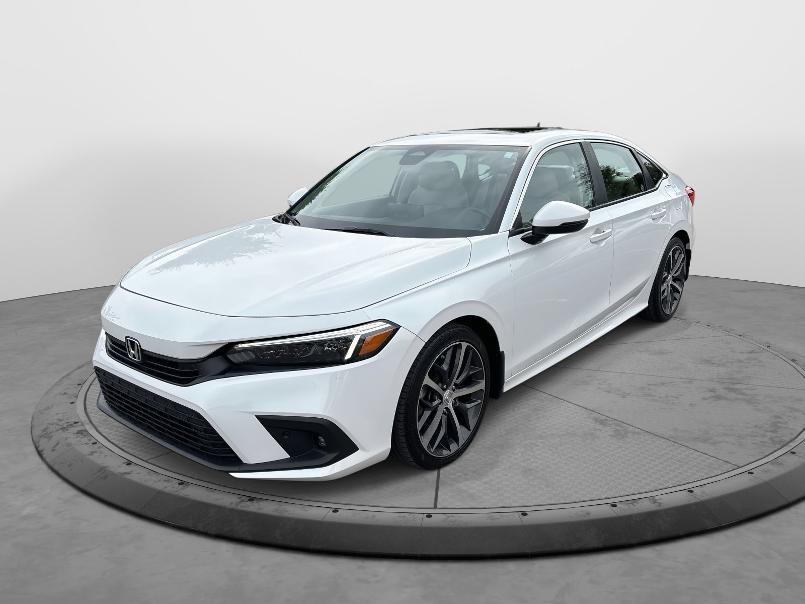 2022 Honda Civic Touring photo 2