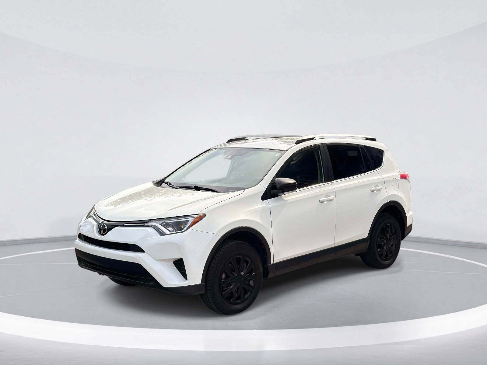 2017 Toyota RAV4 LE photo 4