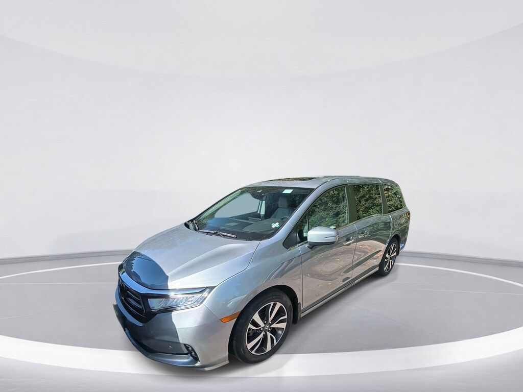 Certified 2023 Honda Odyssey Touring Minivan