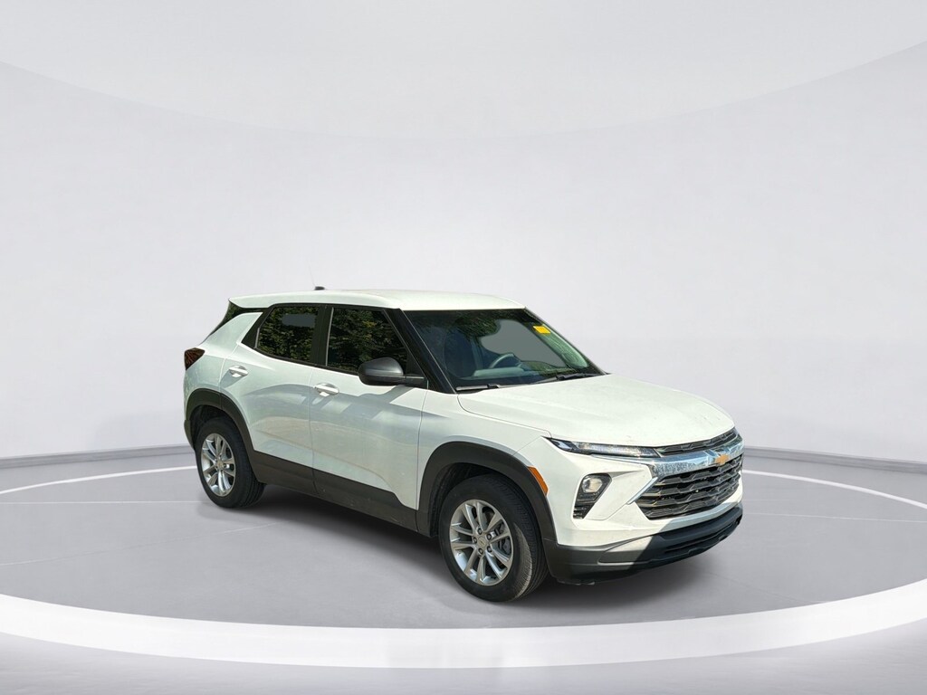Used 2024 Chevrolet Trailblazer LS SUV