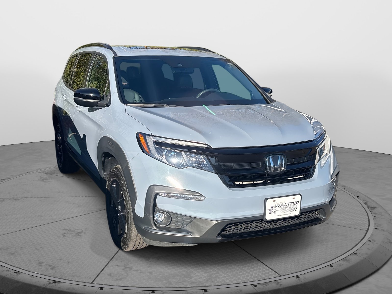 2022 Honda Pilot TrailSport photo 2