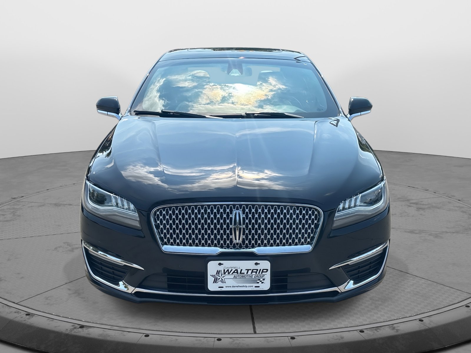 2019 Lincoln MKZ Reserve photo 3