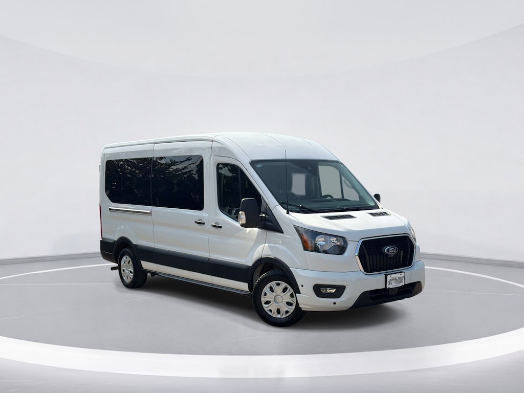 Used 2025 Ford Transit Passenger Wagon XLT Van