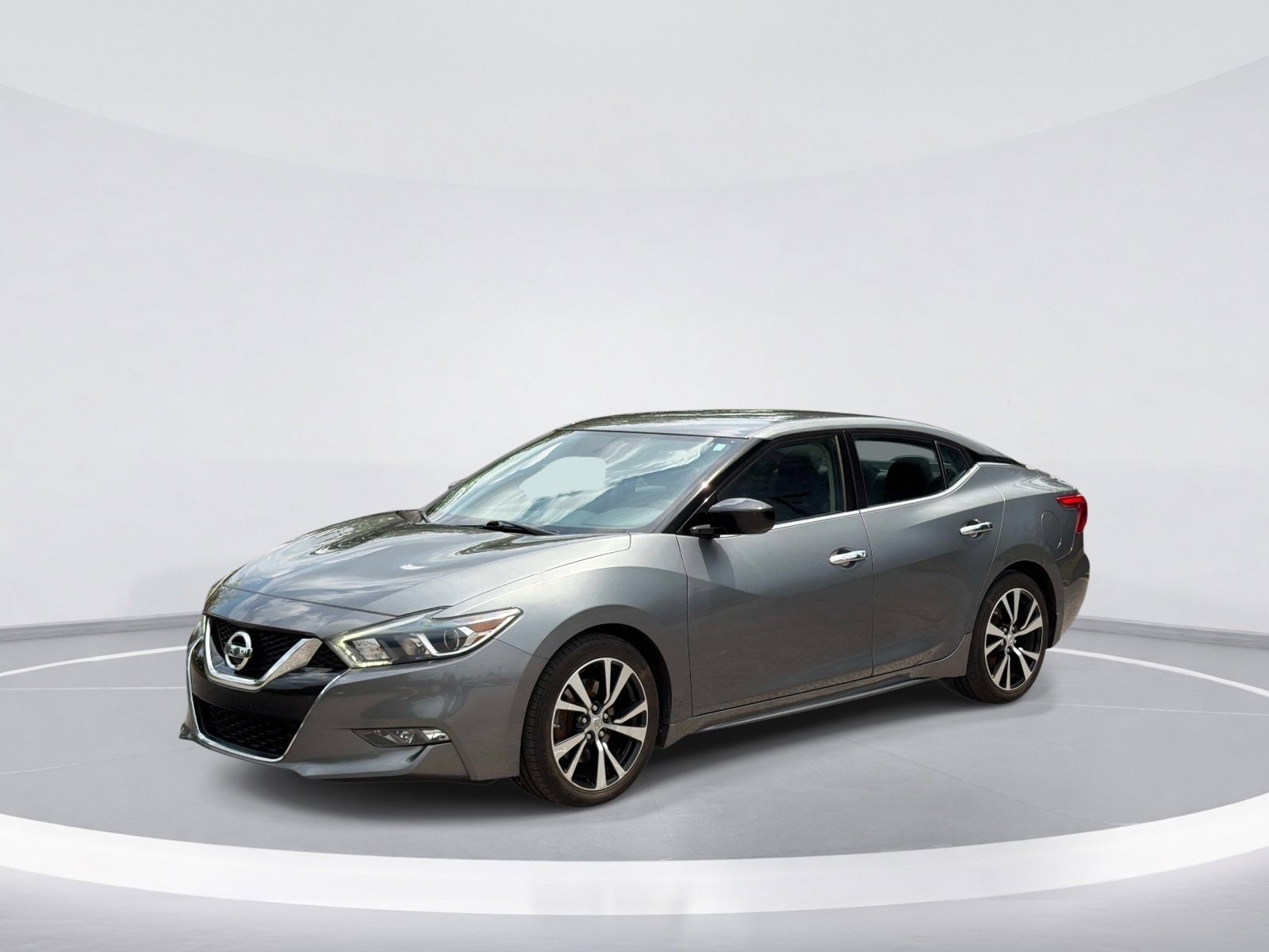 Nissan Maxima S