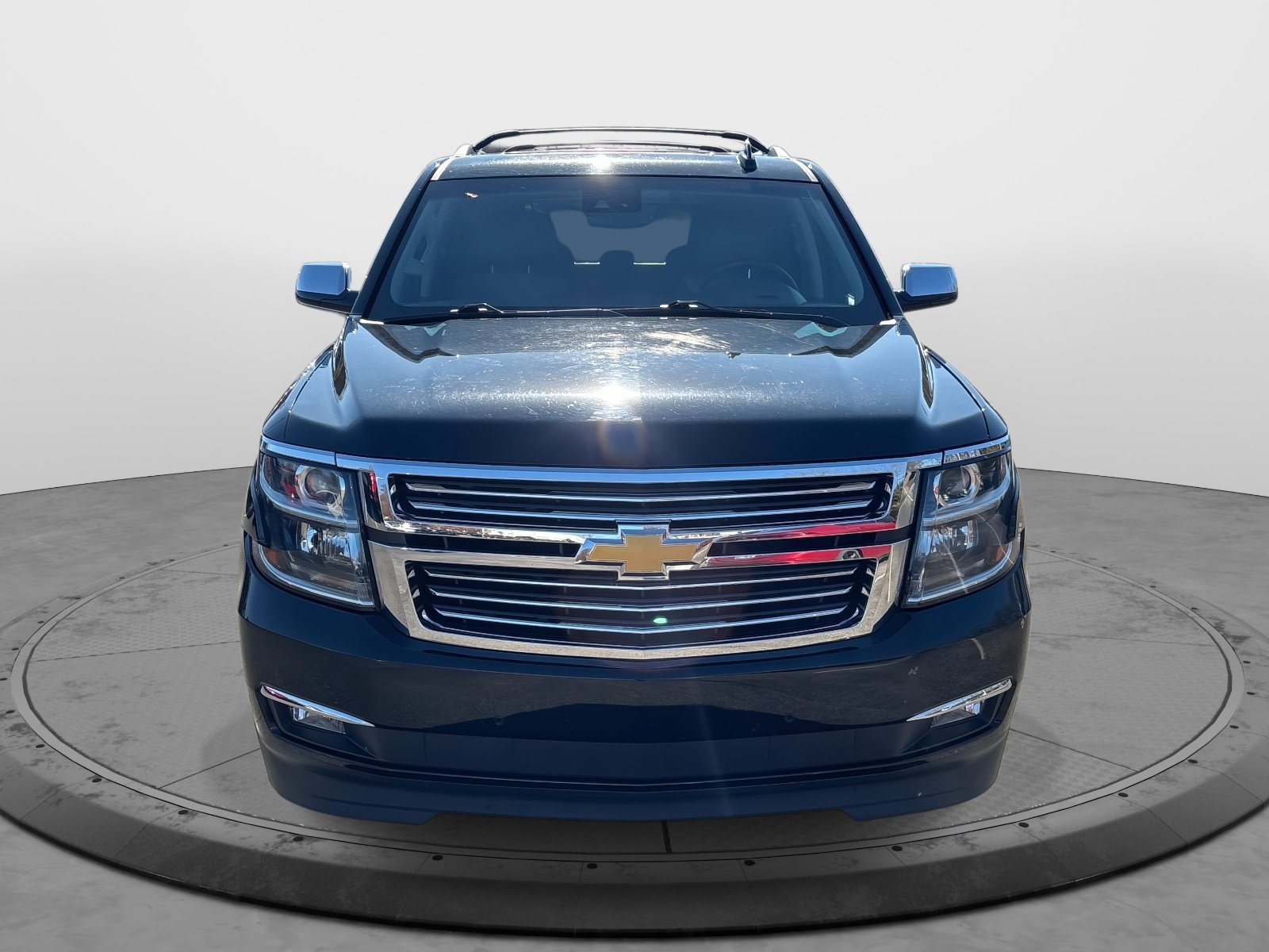 2016 Chevrolet Tahoe LTZ photo 3