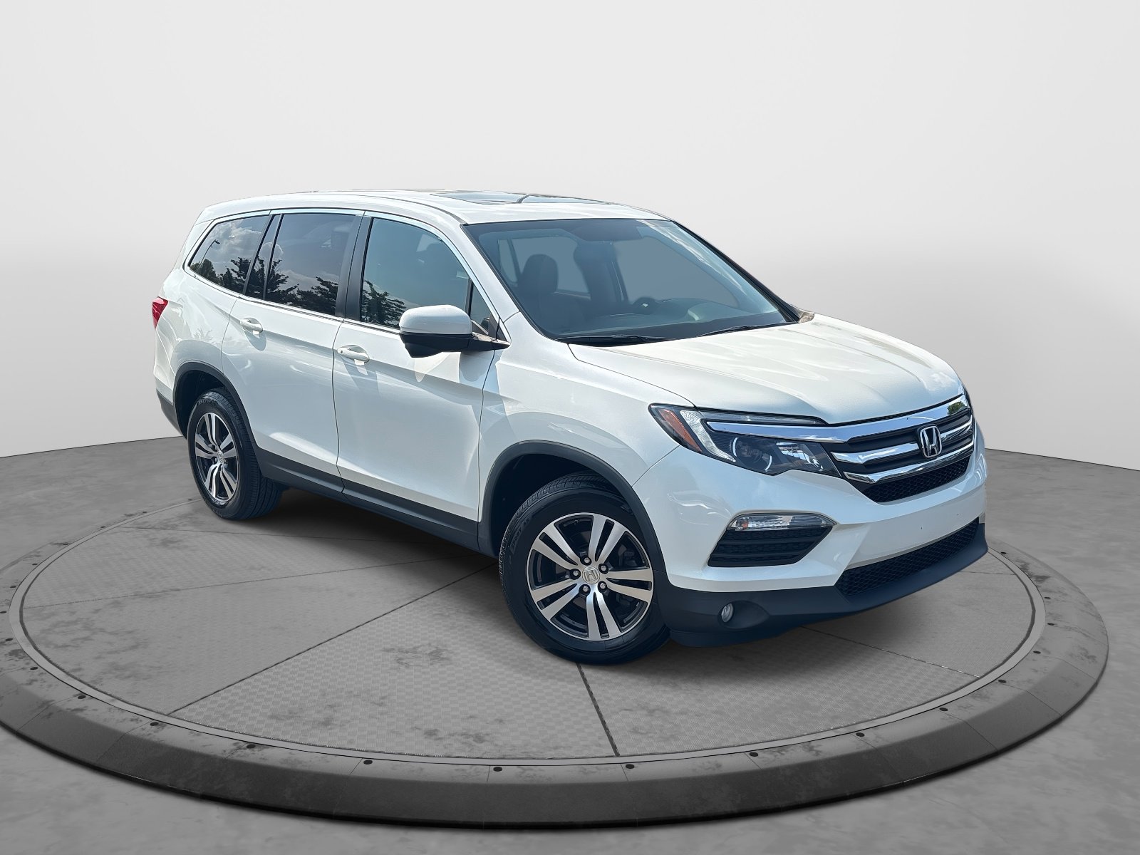Used 2018 Honda Pilot EX-L with VIN 5FNYF6H54JB036118 for sale in Franklin, TN