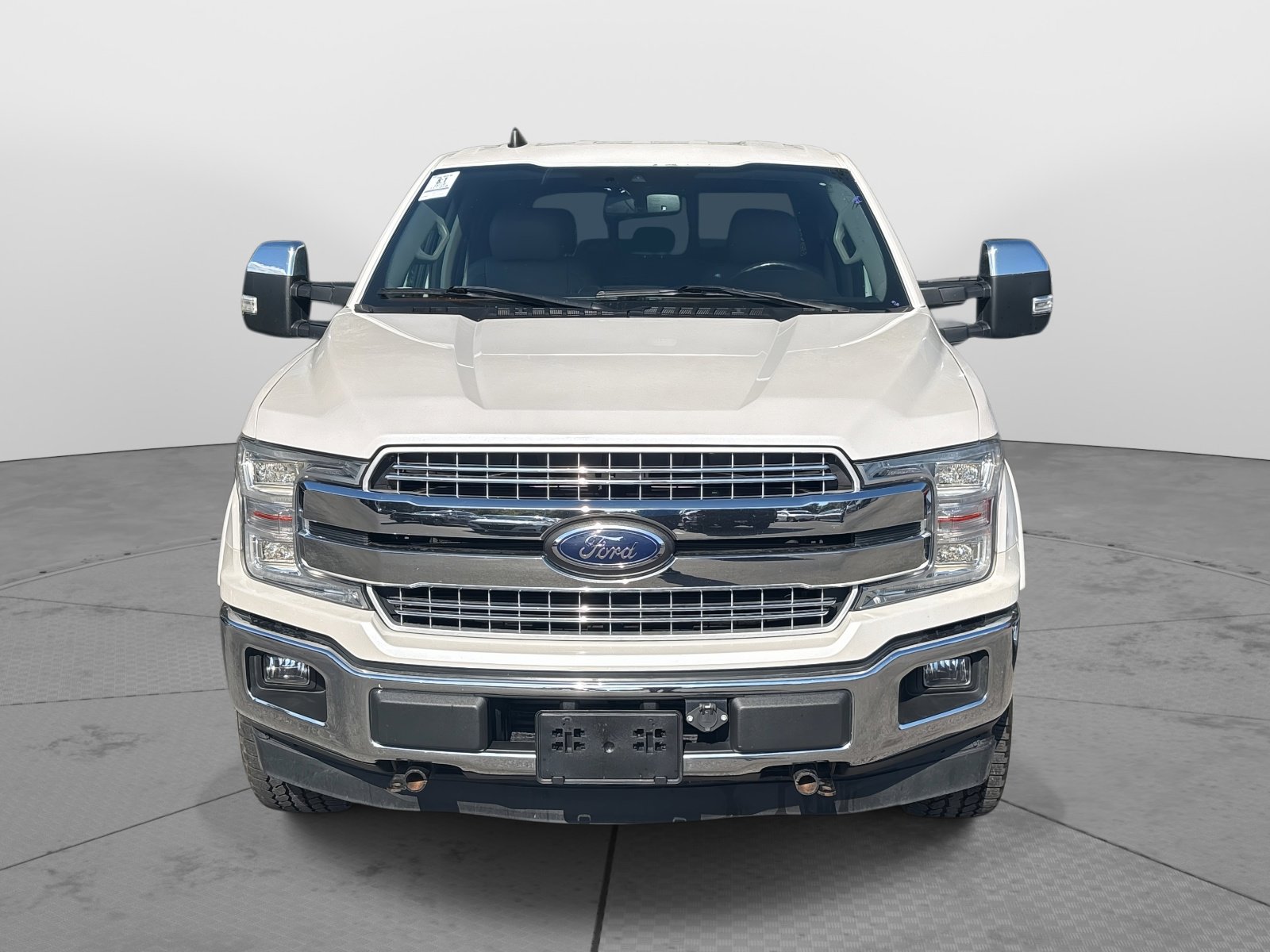 2019 Ford F-150 Lariat photo 2