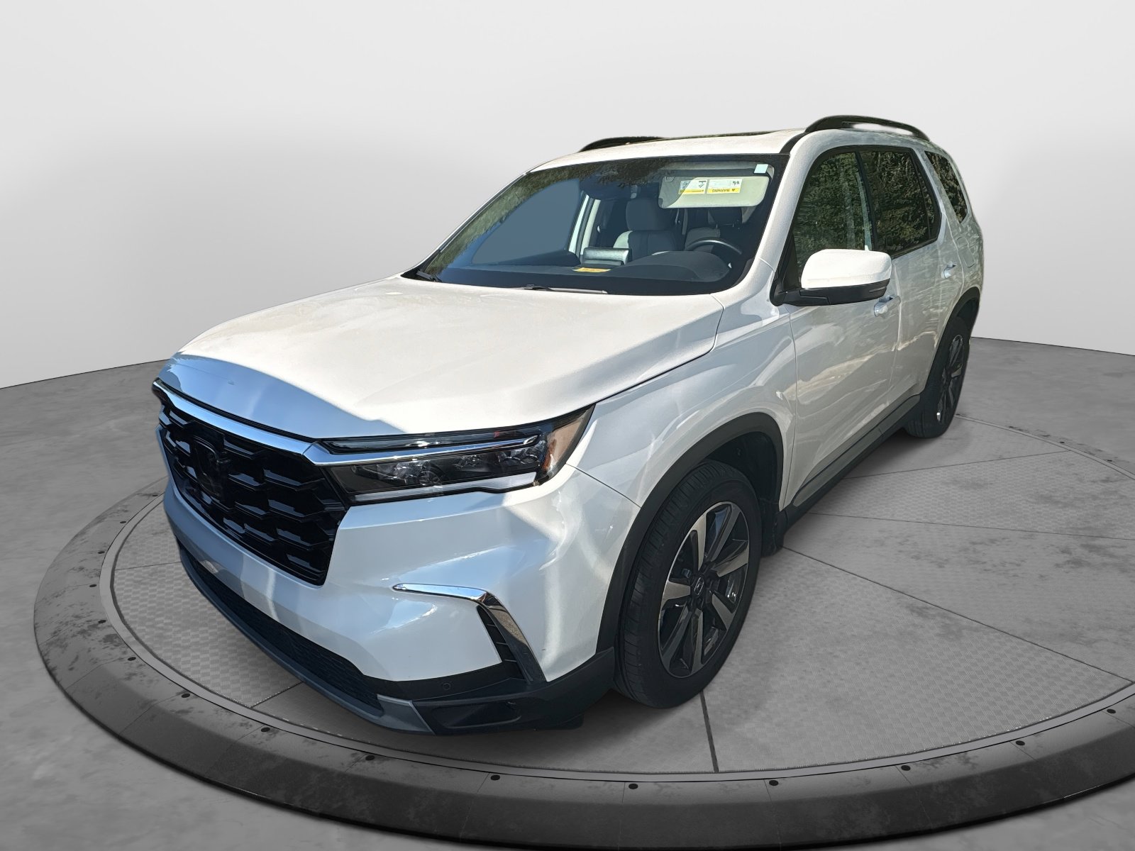2023 Honda Pilot Touring photo 2