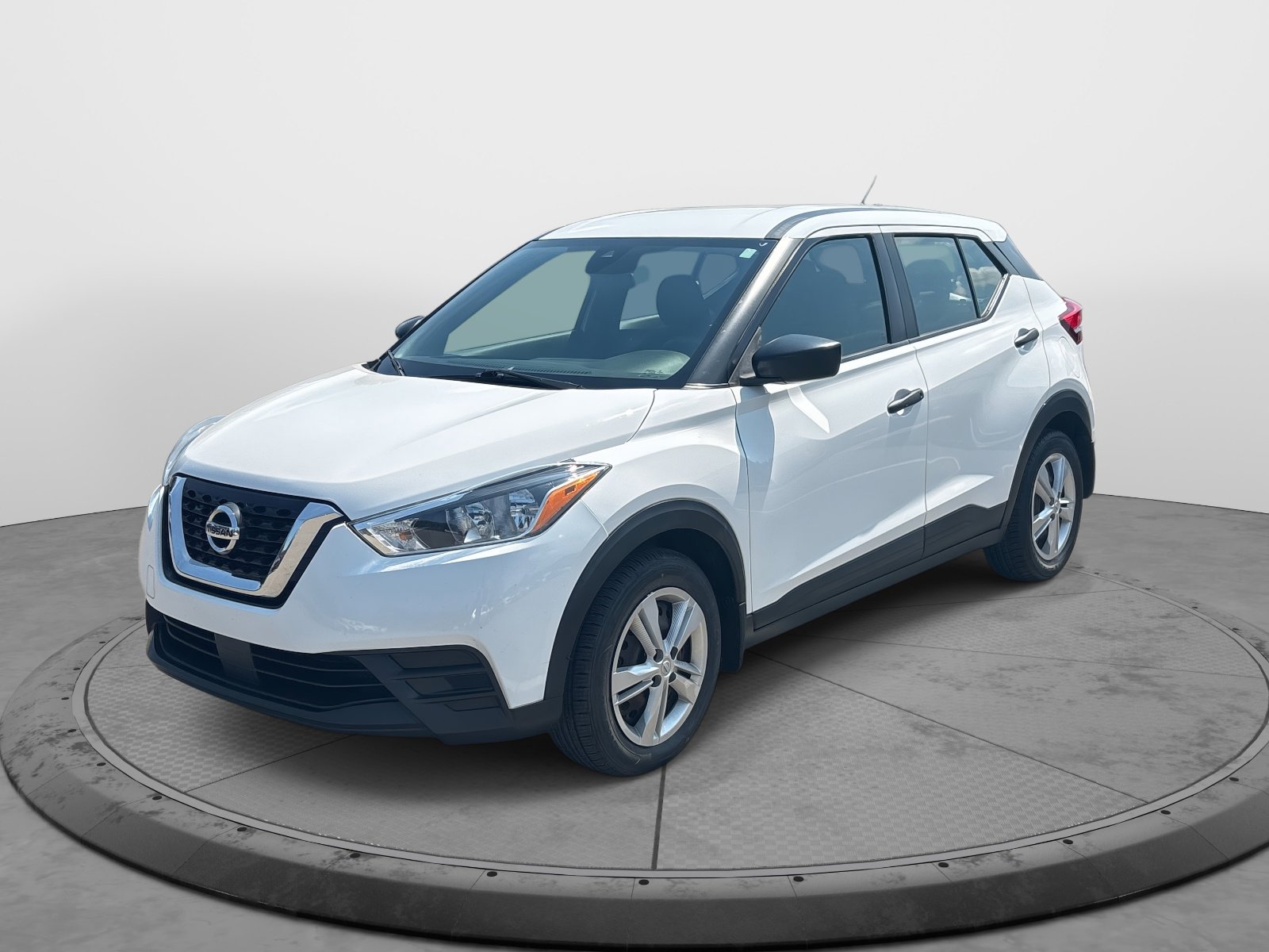 2020 Nissan Kicks S photo 3