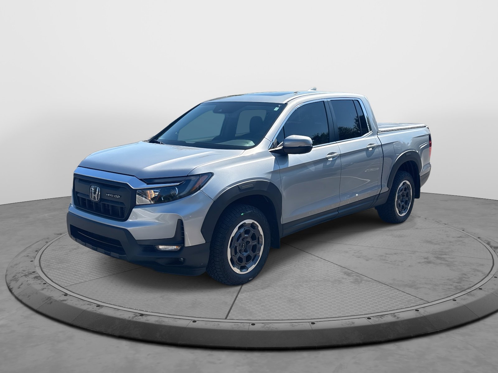 2024 Honda Ridgeline RTL photo 2