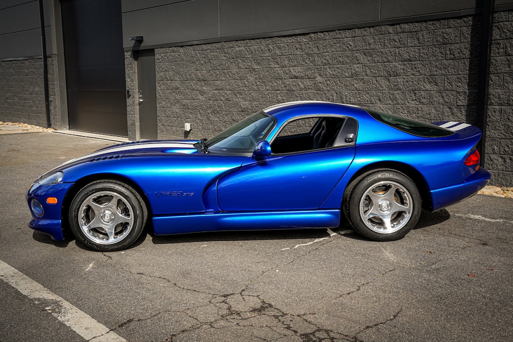 Used 1997 Dodge Viper GTS 2dr Car