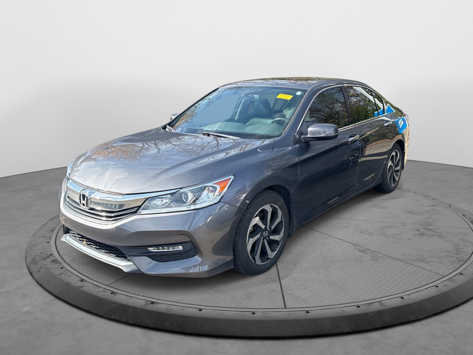 2016 Honda Accord EX-L V6 photo 3