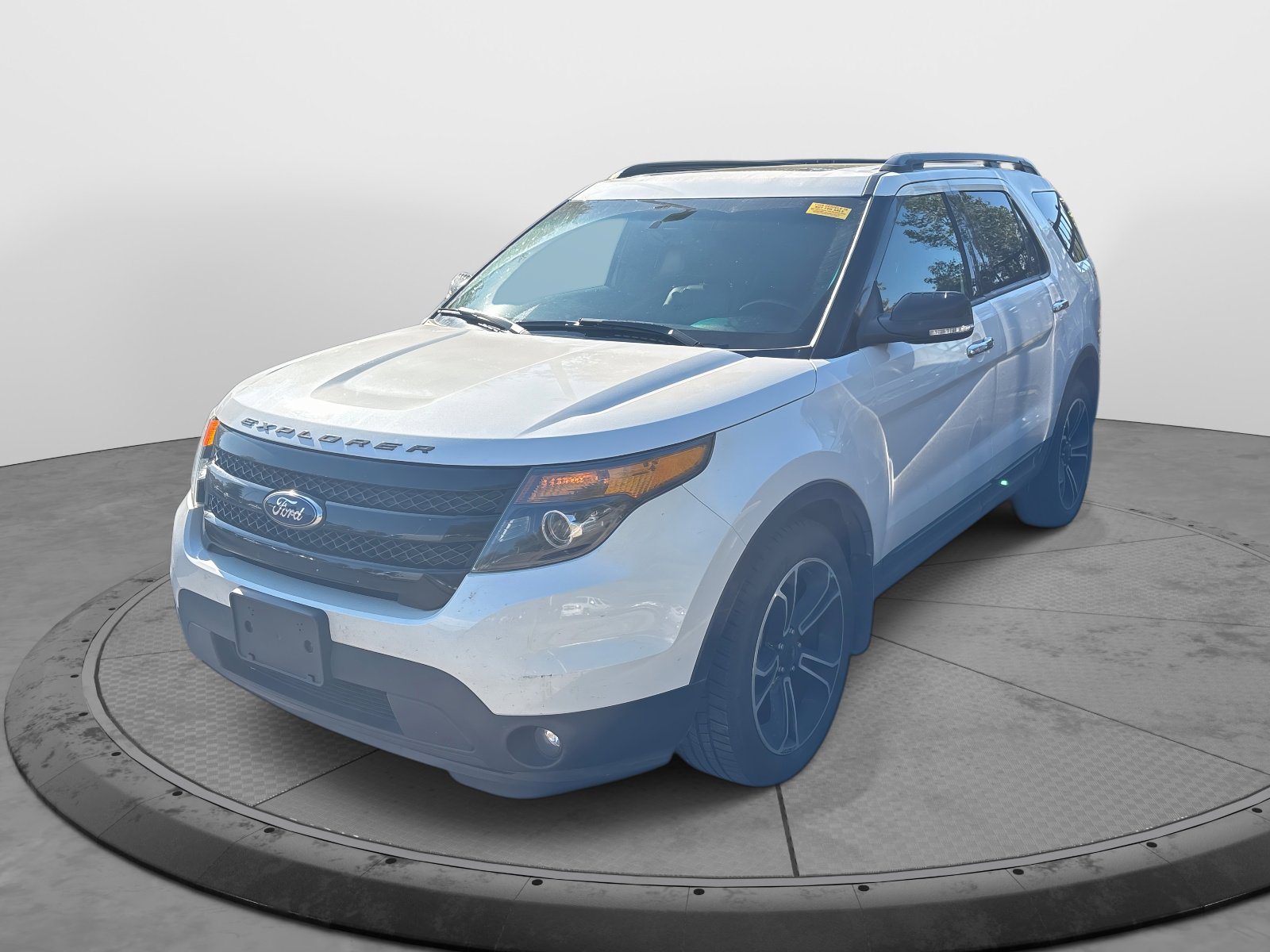 2014 Ford Explorer Sport photo 2