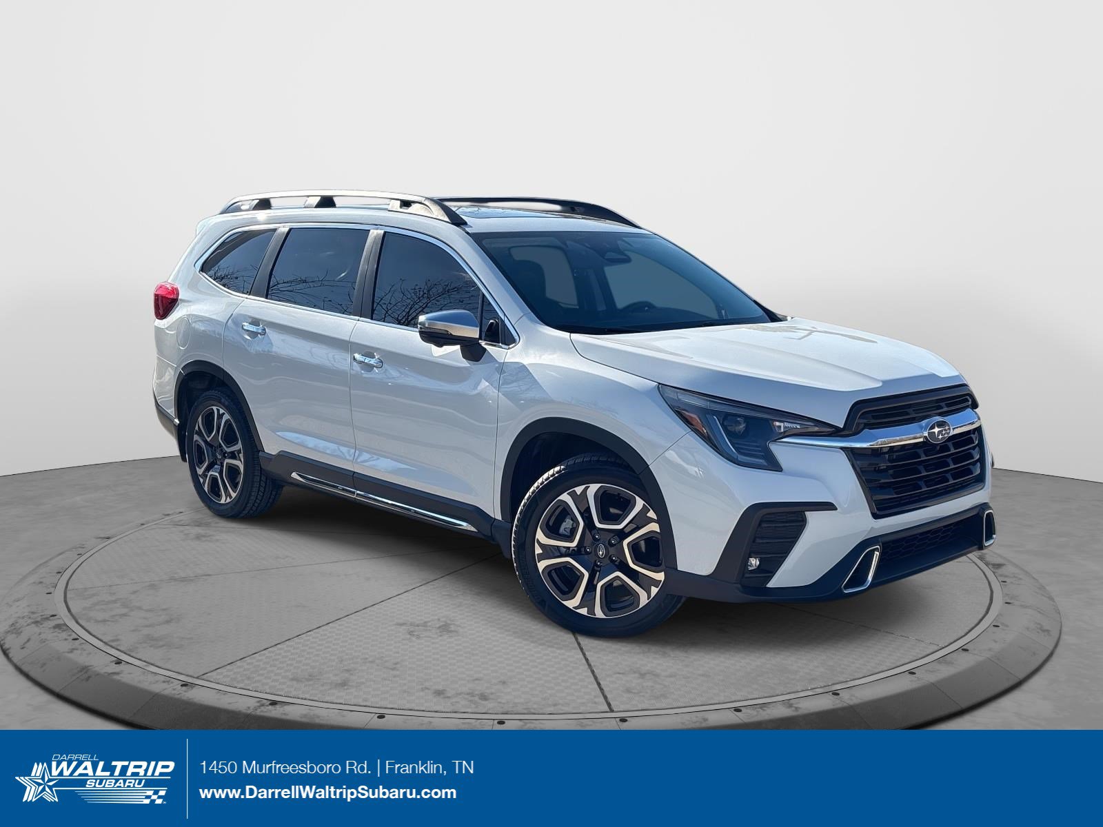 2023 Subaru Ascent Touring's photo