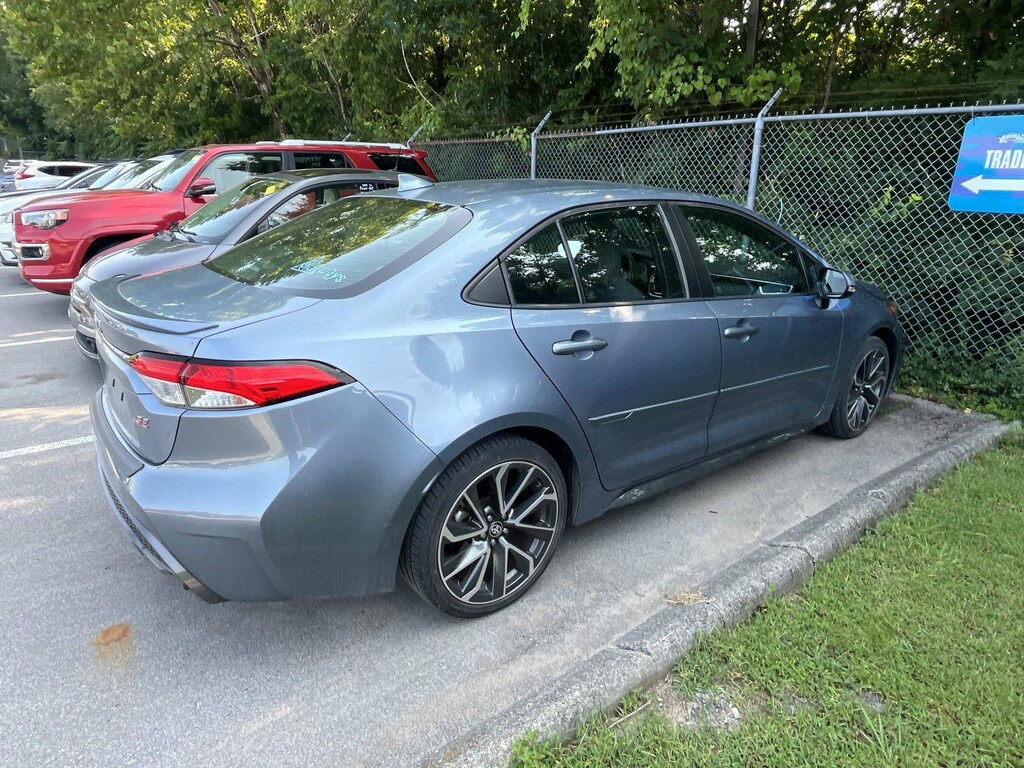 Used 2020 Toyota Corolla SE Sedan