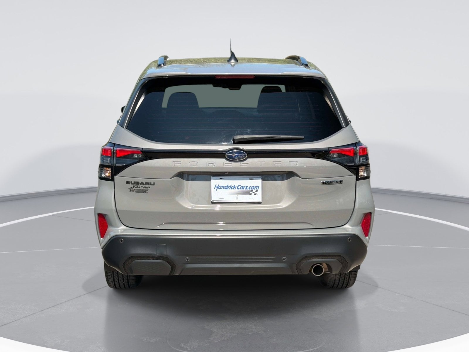 2026 Subaru Forester Touring photo 3