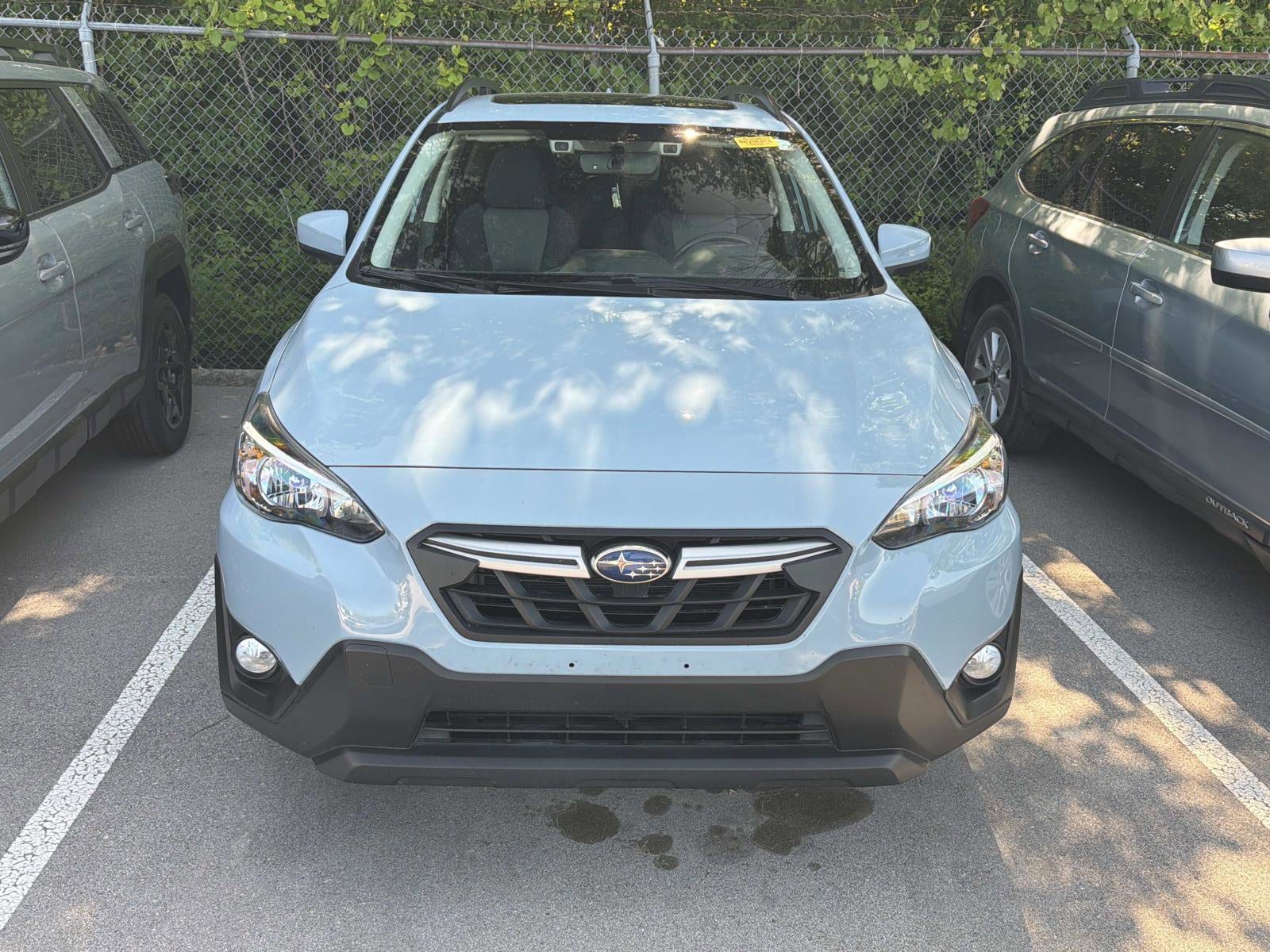 2022 Subaru Crosstrek Premium photo 3