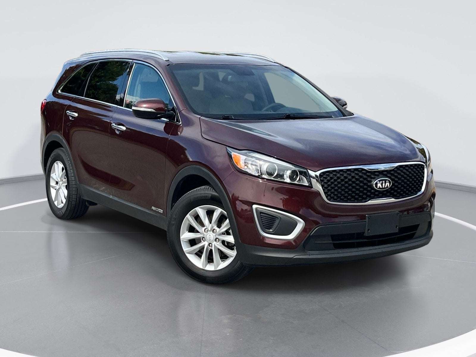 Used 2017 Kia Sorento LX with VIN 5XYPGDA52HG334192 for sale in Franklin, TN