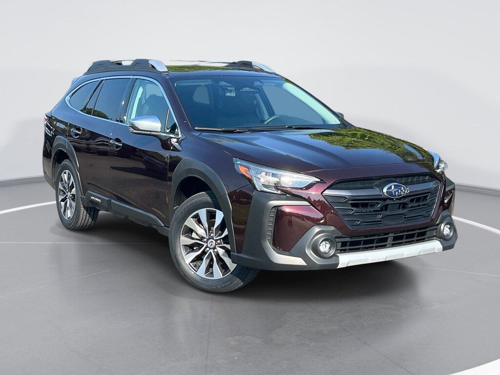 Used 2025 Subaru Outback Touring SUV