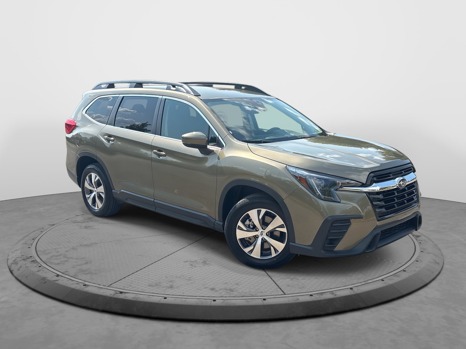 2024 Subaru Ascent Premium photo 2