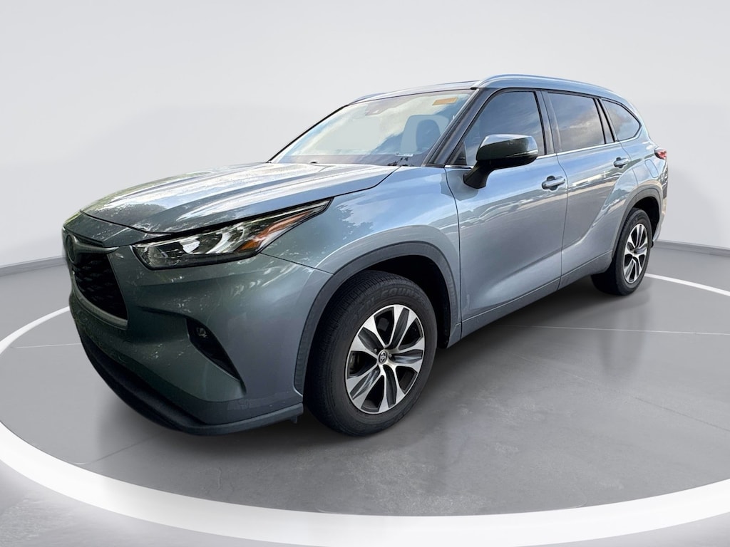 Used 2020 Toyota Highlander XLE SUV
