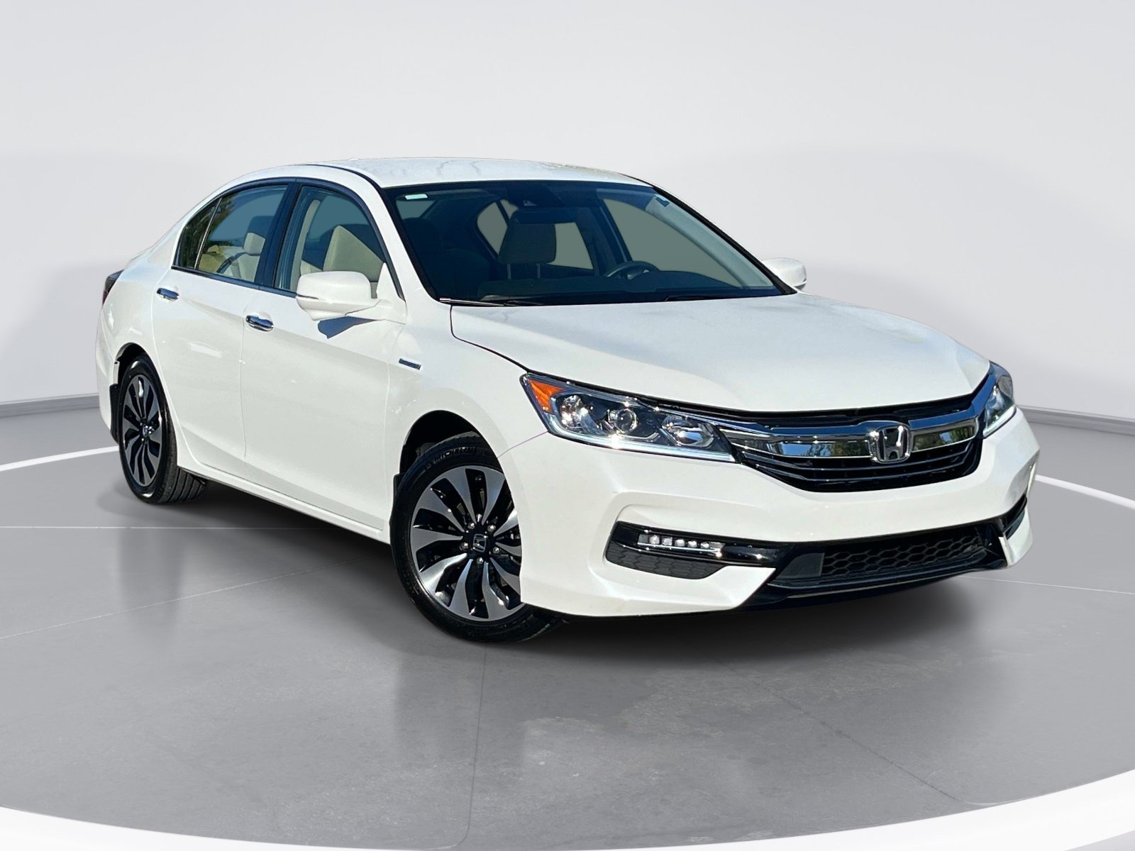2017 Honda Accord Hybrid Sedan