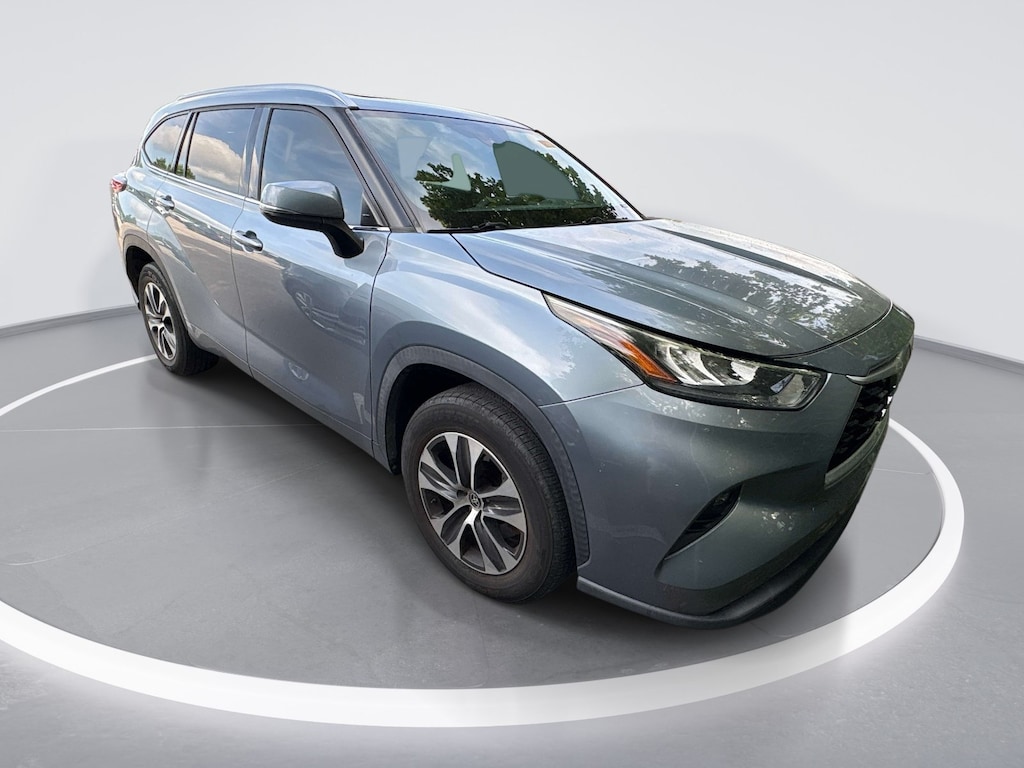 Used 2020 Toyota Highlander XLE SUV