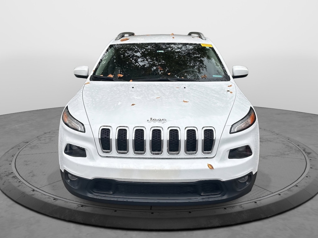 Used 2017 Jeep Cherokee Latitude SUV