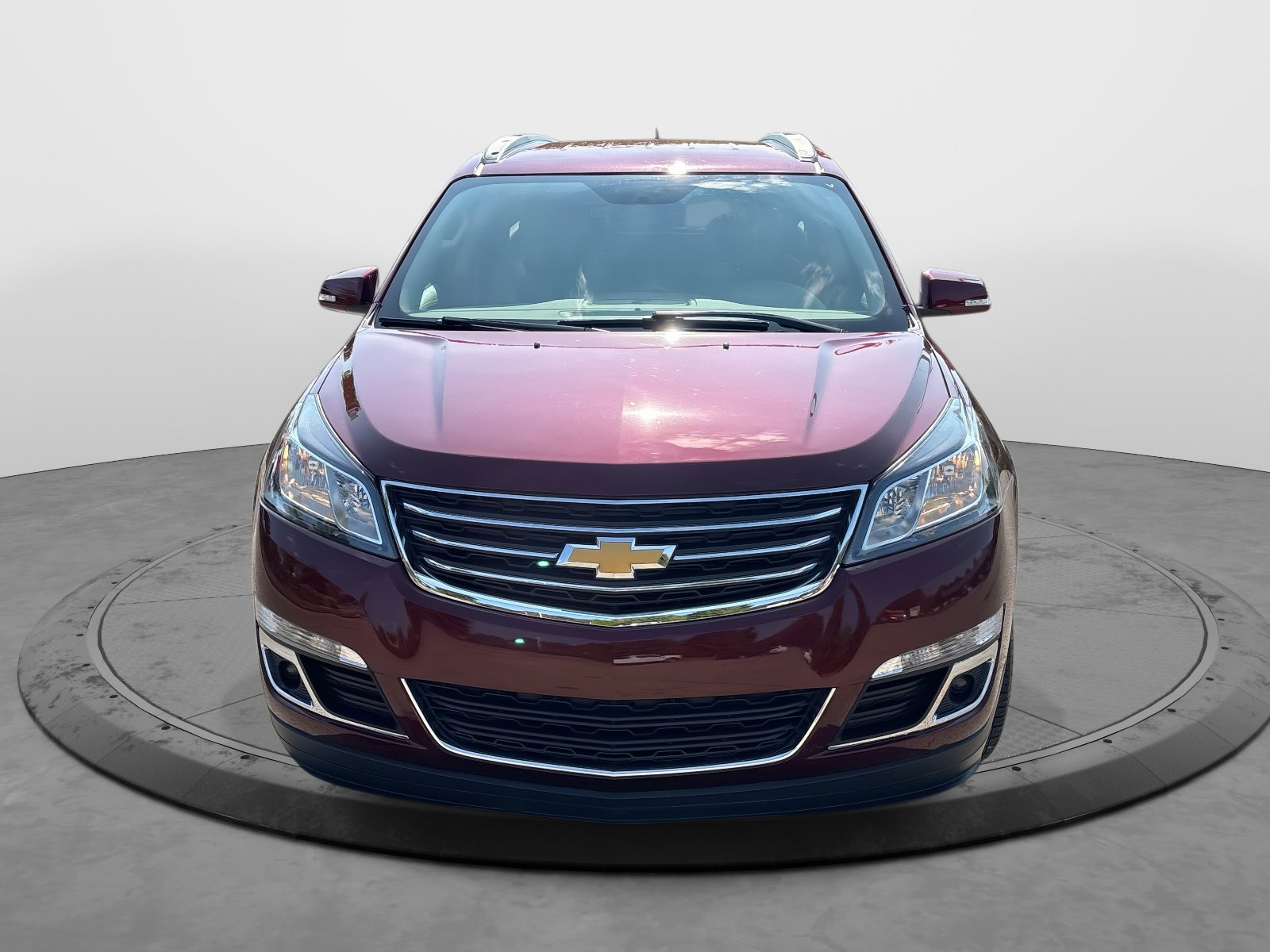 2017 Chevrolet Traverse 2LT photo 2