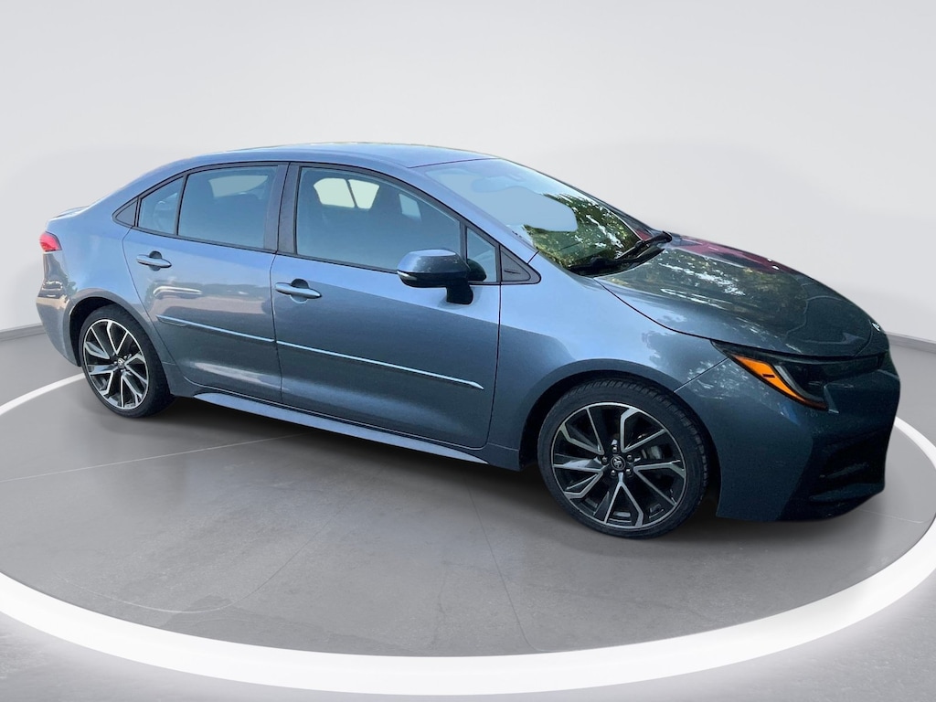Used 2020 Toyota Corolla SE Sedan