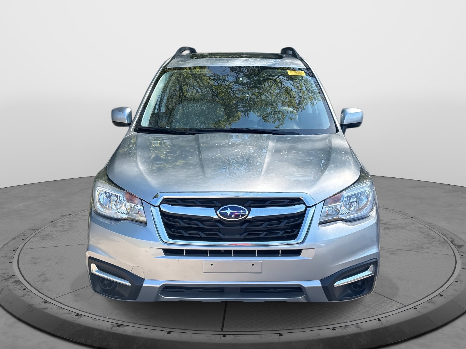 2018 Subaru Forester Premium photo 3