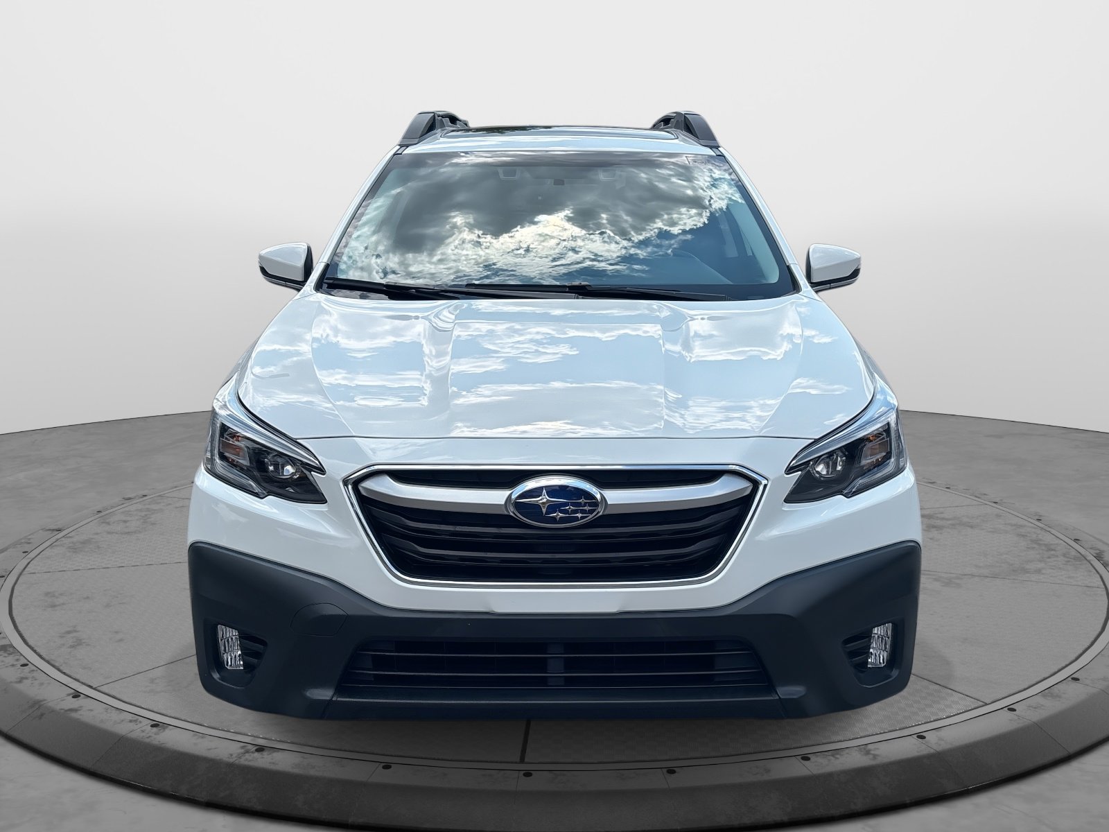 2021 Subaru Outback Premium photo 2