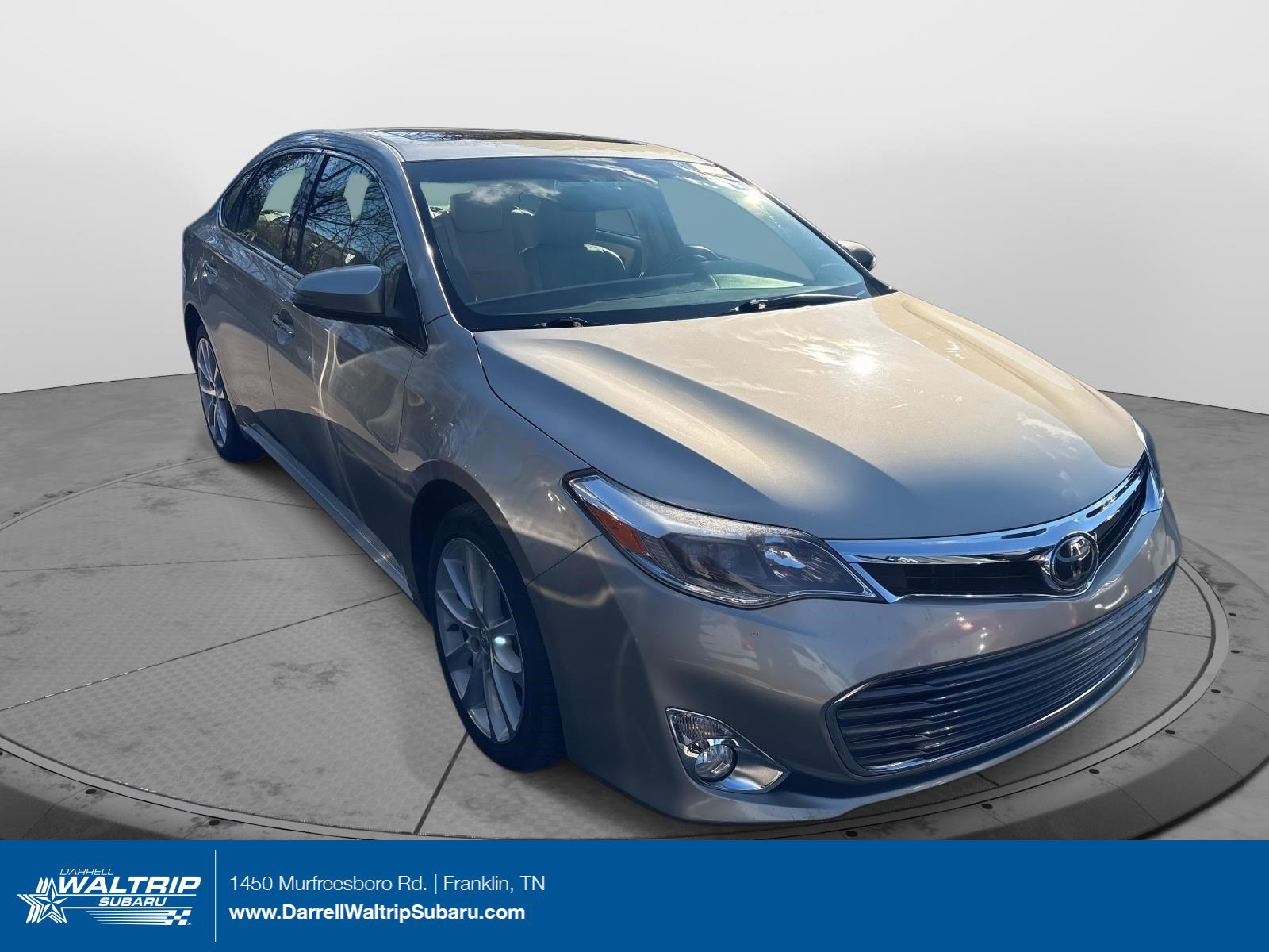 2015 Toyota Avalon Limited's photo