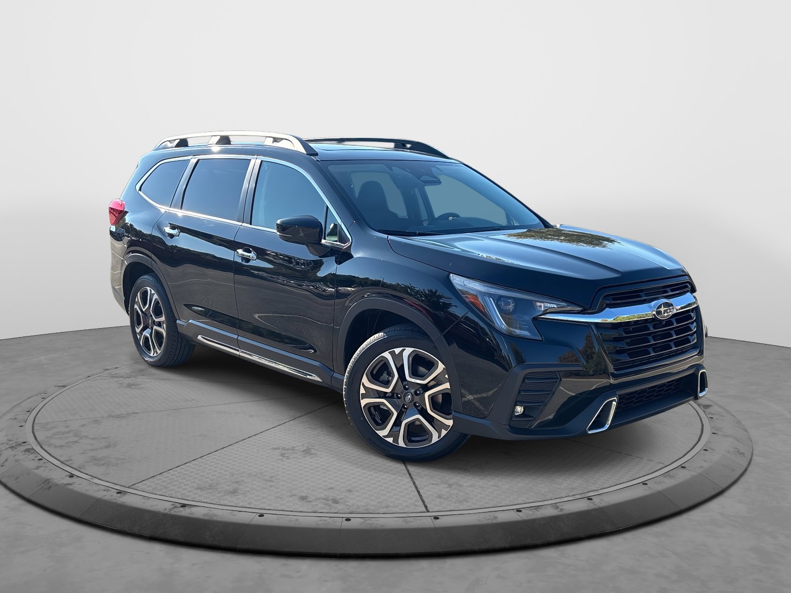 2024 Subaru Ascent Touring photo 2