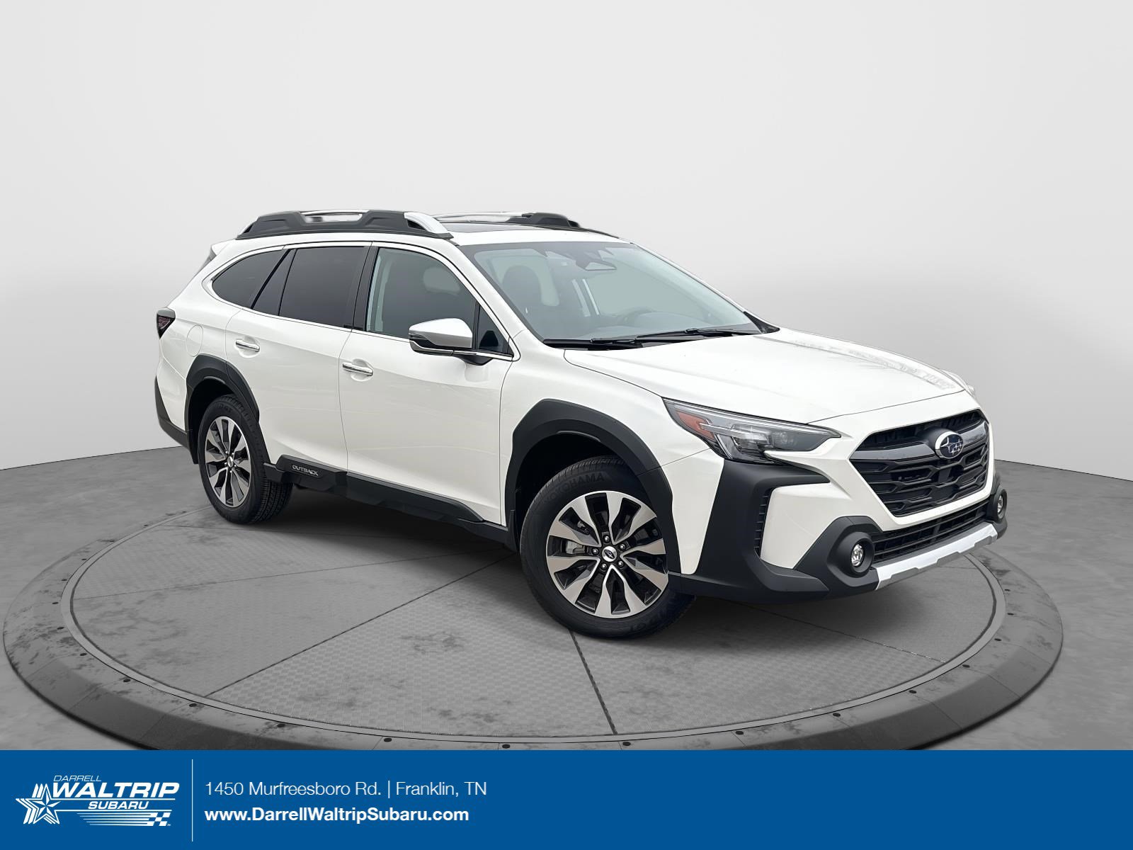 2025 Subaru Outback Touring's photo