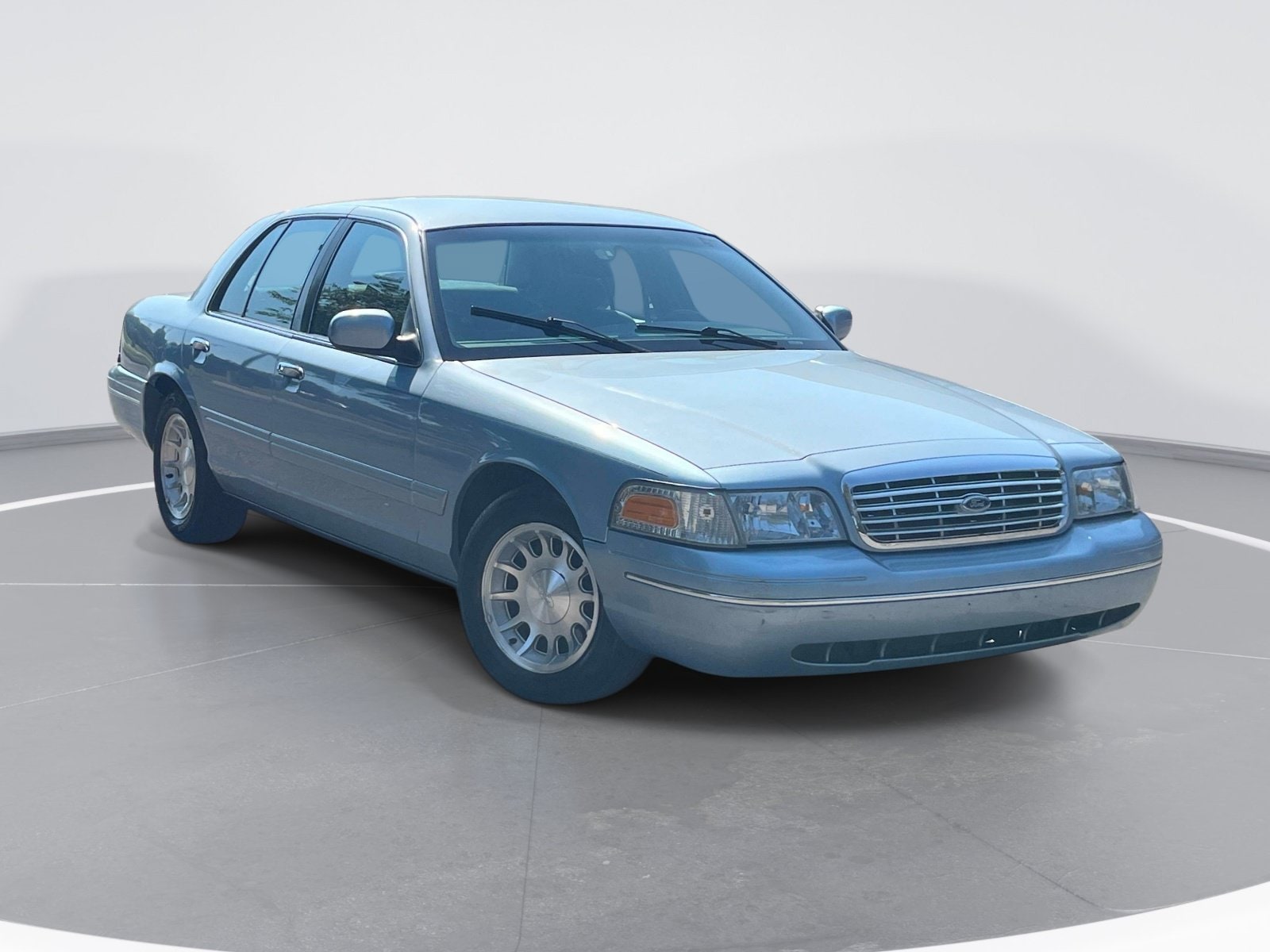 Used 1999 Ford Crown Victoria Base with VIN 2FAFP74W0XX196715 for sale in Franklin, TN