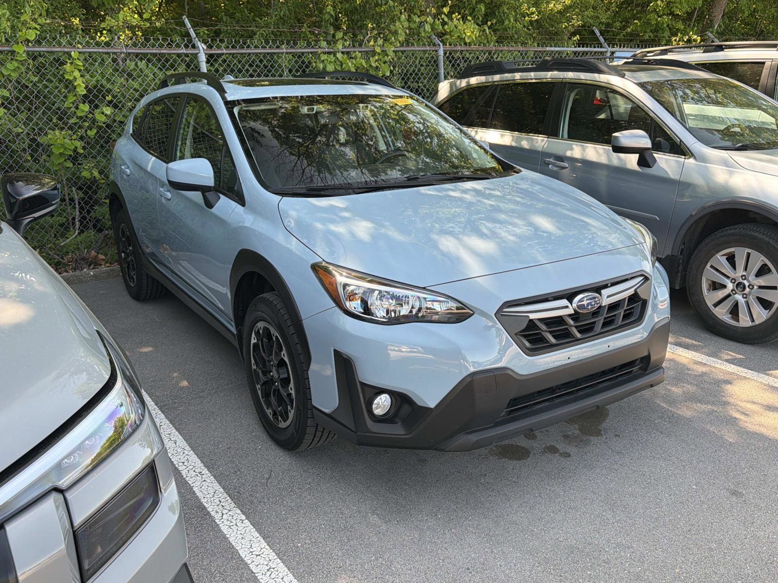 2022 Subaru Crosstrek Premium photo 2