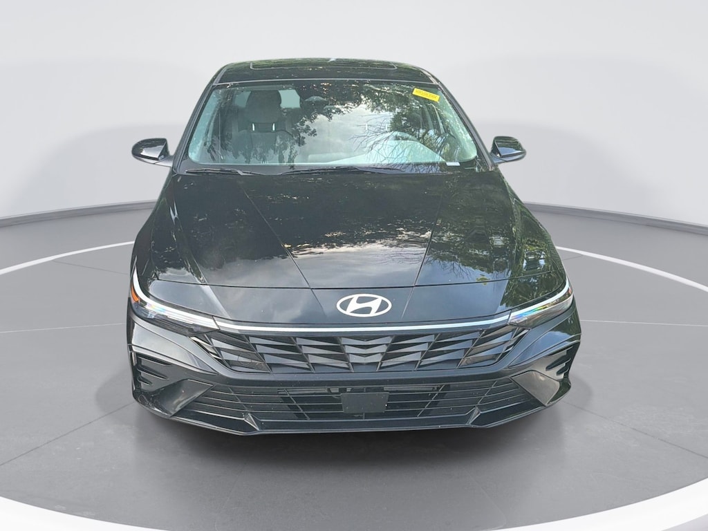 Used 2024 Hyundai Elantra SEL Sedan