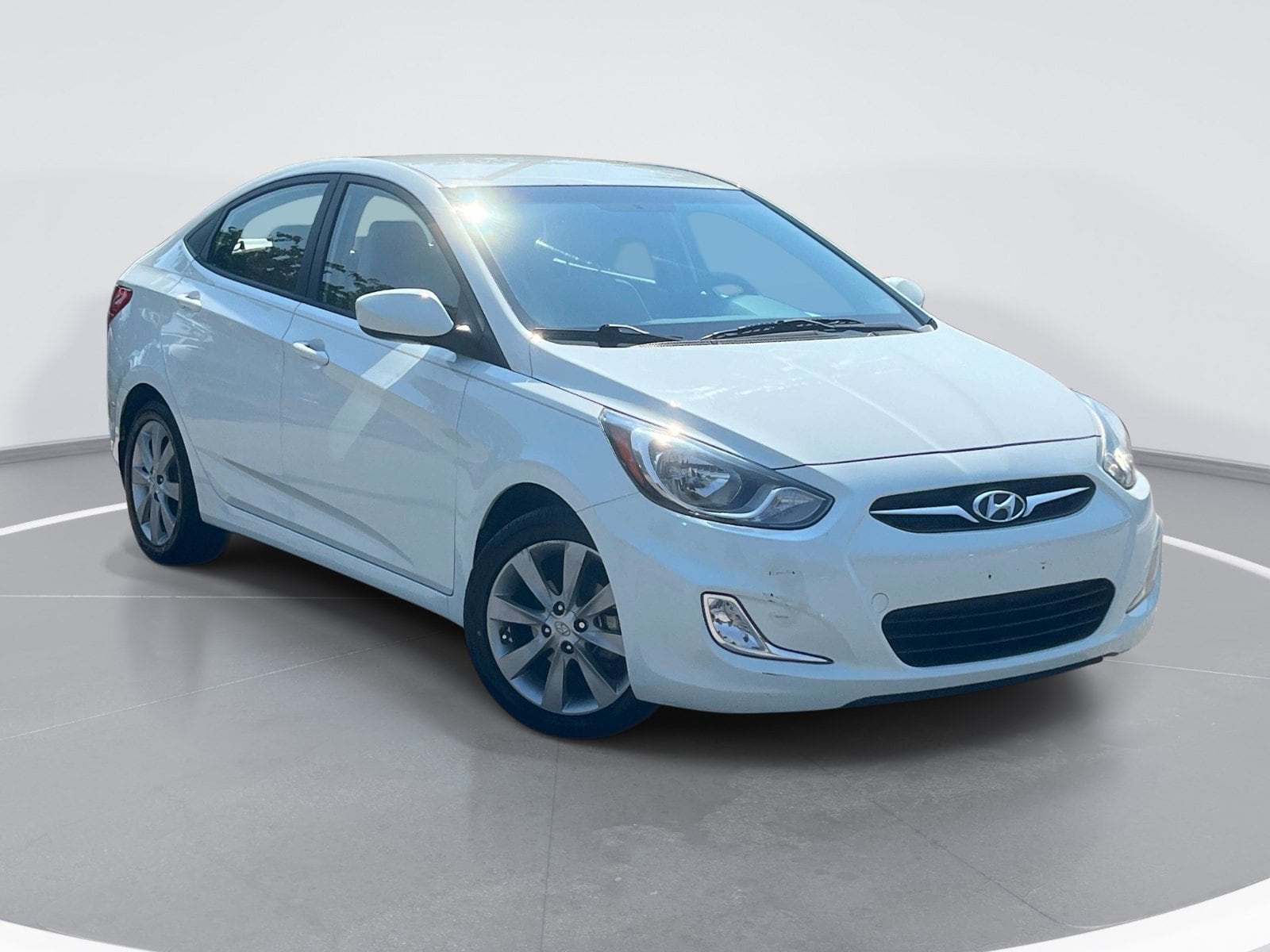 2013 Hyundai Accent GLS