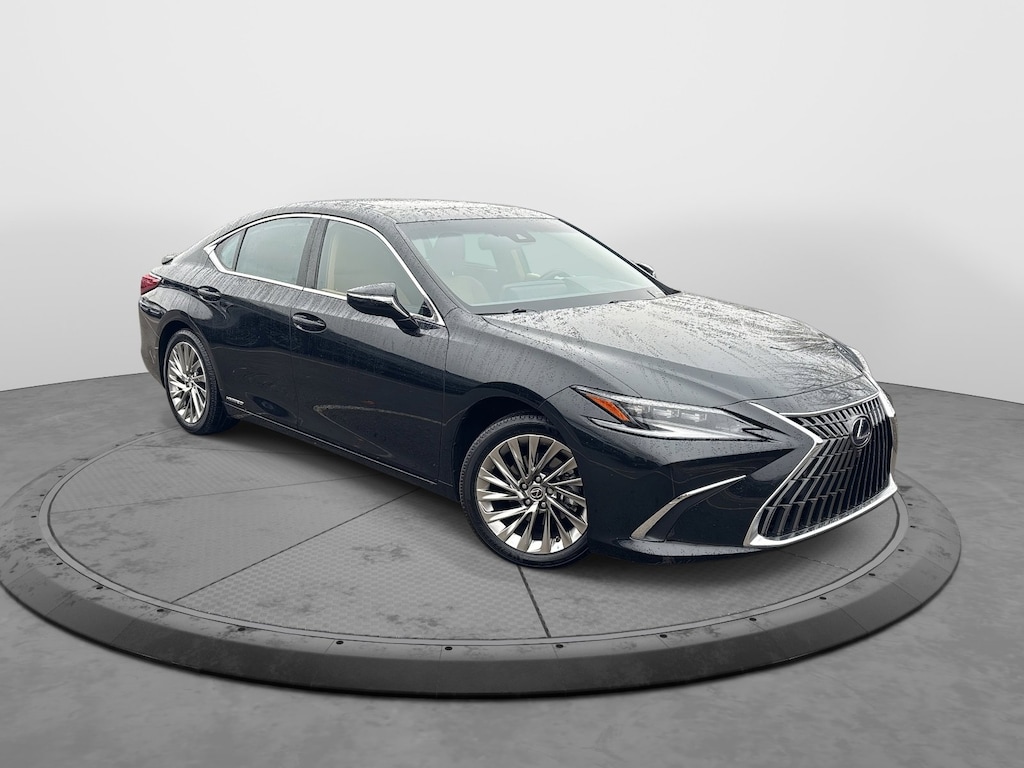 Used 2022 Lexus ES ES 300h Ultra Luxury Sedan
