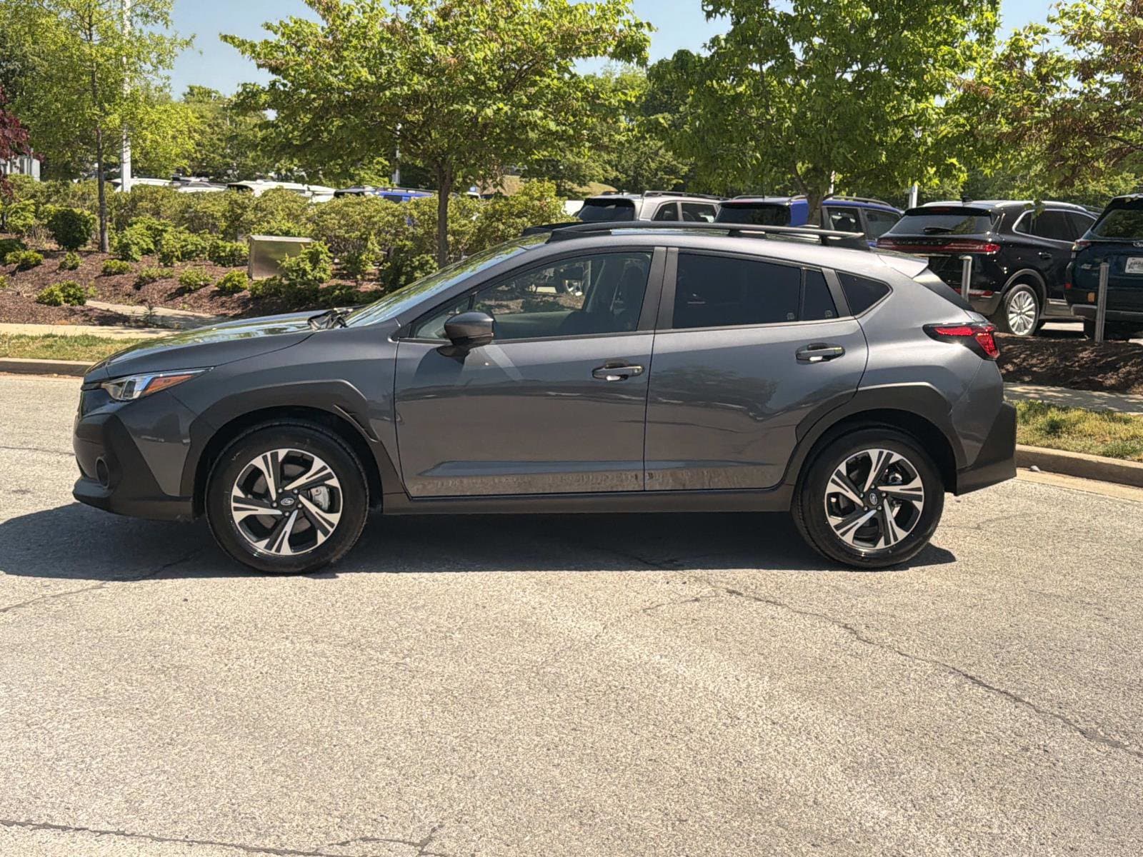 2025 Subaru Crosstrek Premium photo 5