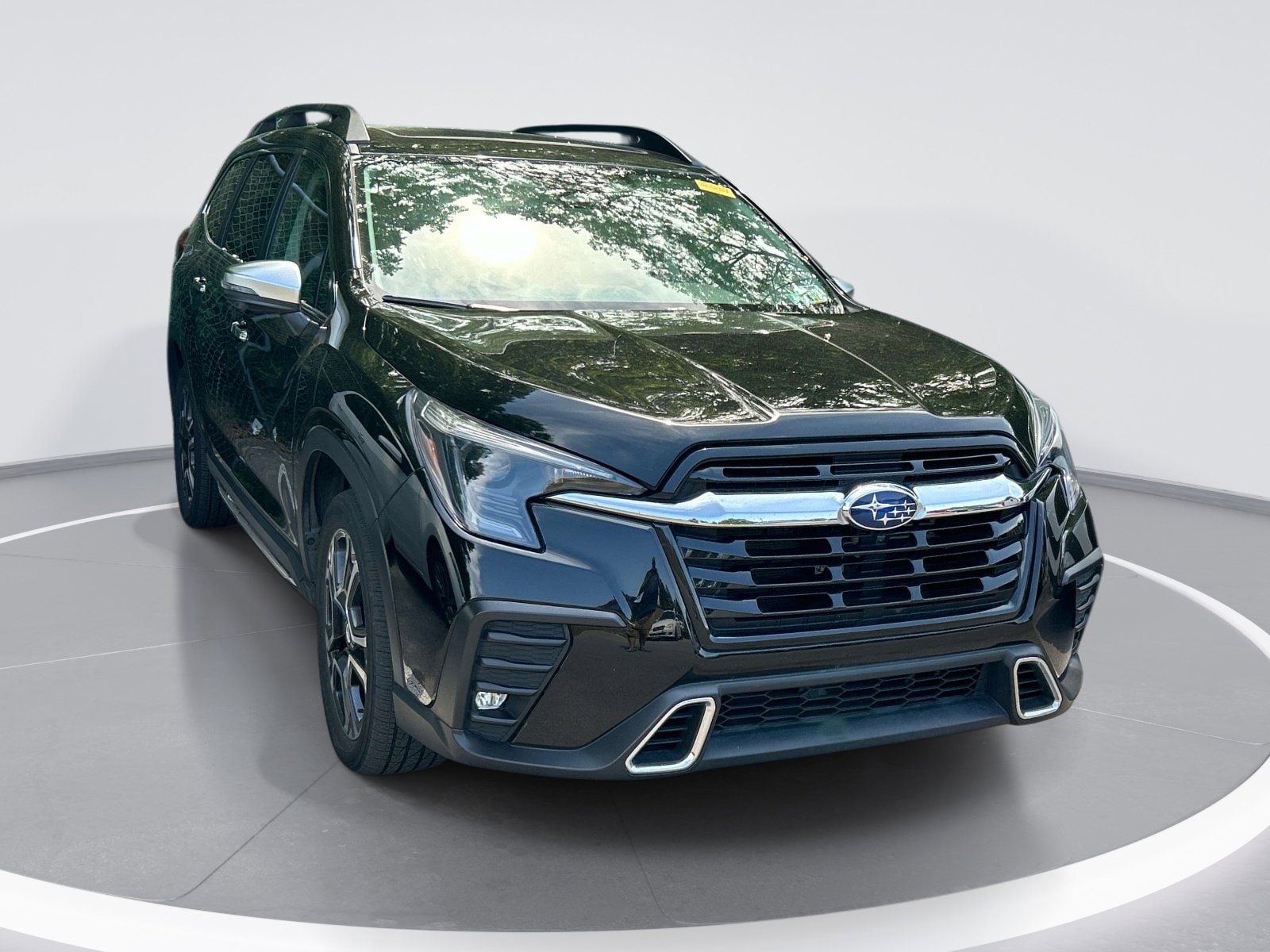 2023 Subaru Ascent Touring photo 2